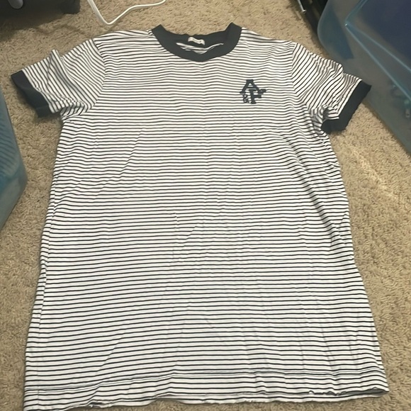 Abercrombie and fitch medium shirt - Picture 1 of 3